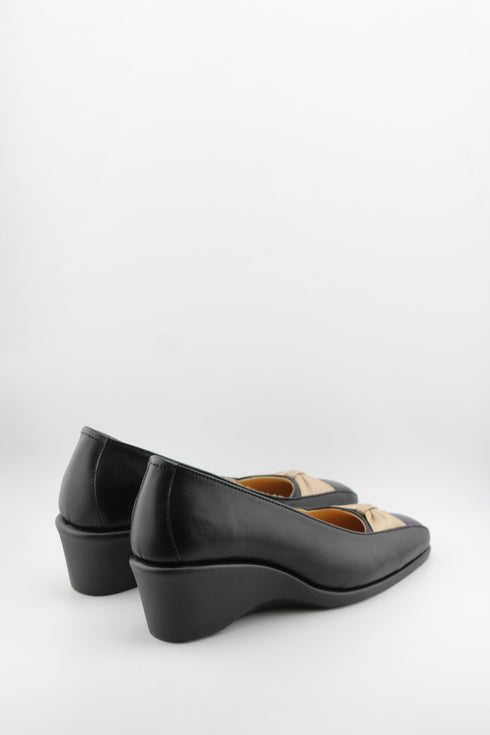 DFC Relax Wedge Loafers with Bow Accent